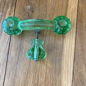 2 Uranium glass knobs - vintage